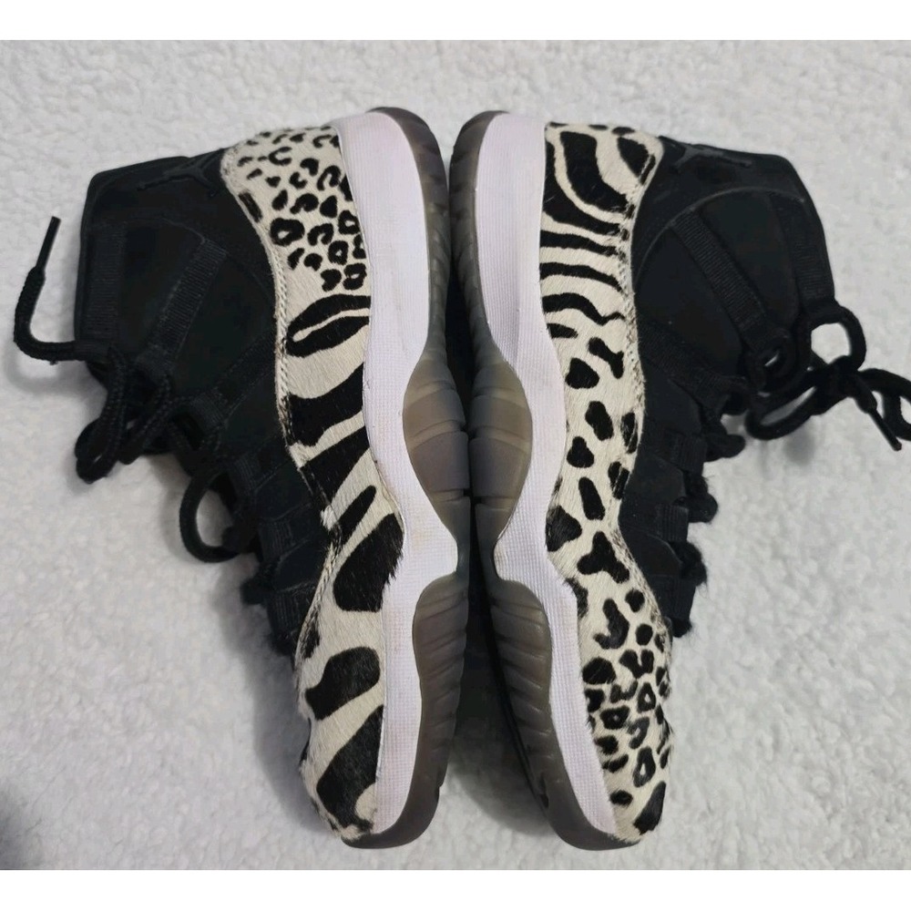 Jordan Air Jordan 11 Mid Top Unisex Basketball Sneakers Black/White Animal Print - Picture 6 of 10